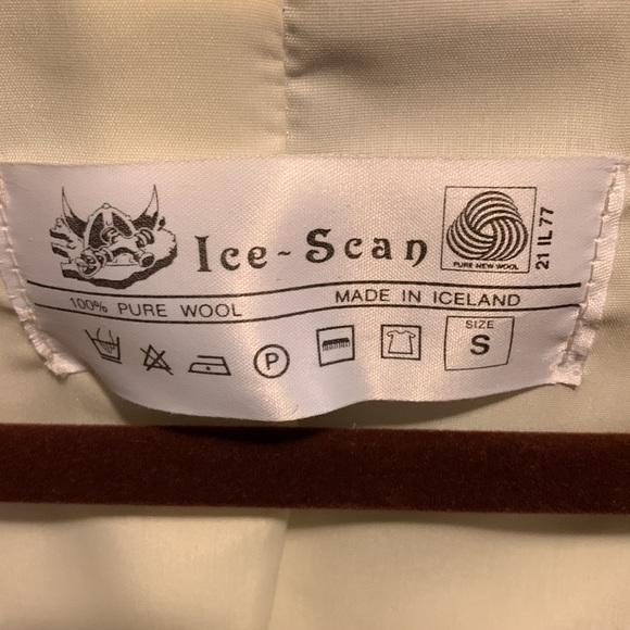 Pure wool Icelandic Coat - Picture 4 of 8